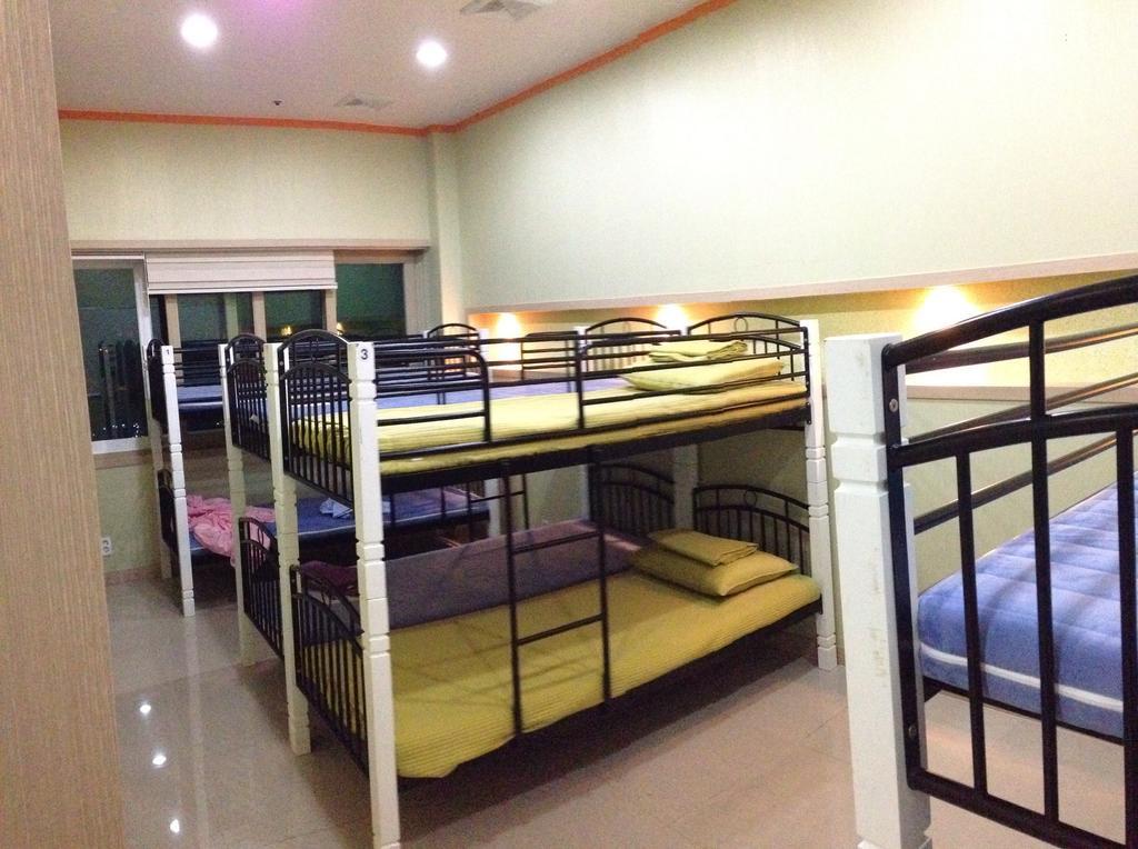 Champ Hostel Busan Bilik gambar